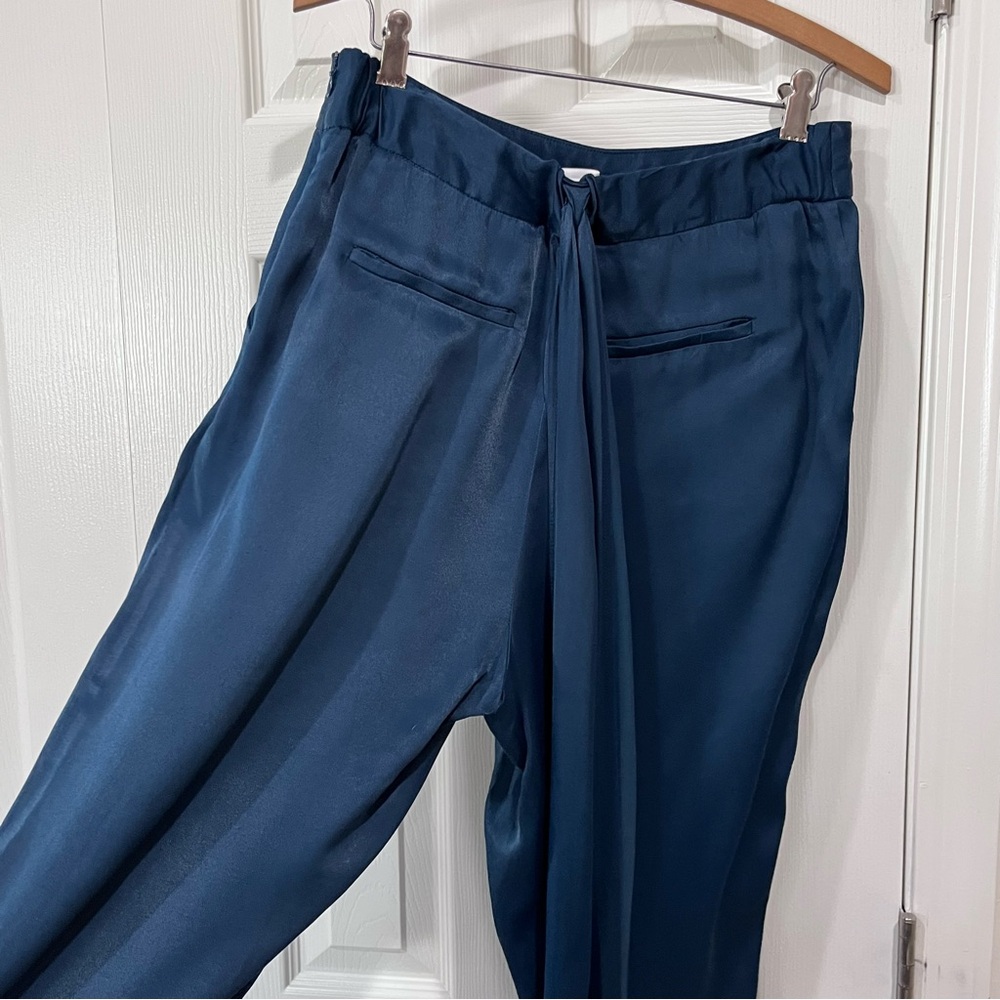 Anthropologie ett:twa Silky Satin Tie Waist Pants Tapered Ankle Blue Size US 8 - Picture 3 of 10